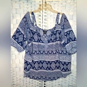 Torrid Women's Cold Shoulder Top Size 2